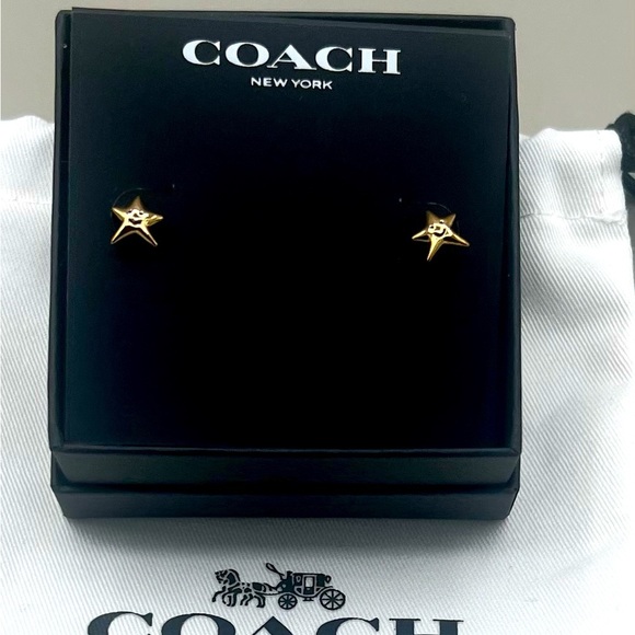 COACH Gold-Tone Smiley Face Star Stud Earrings with Original Coach Pouch NEW - Picture 4 of 11